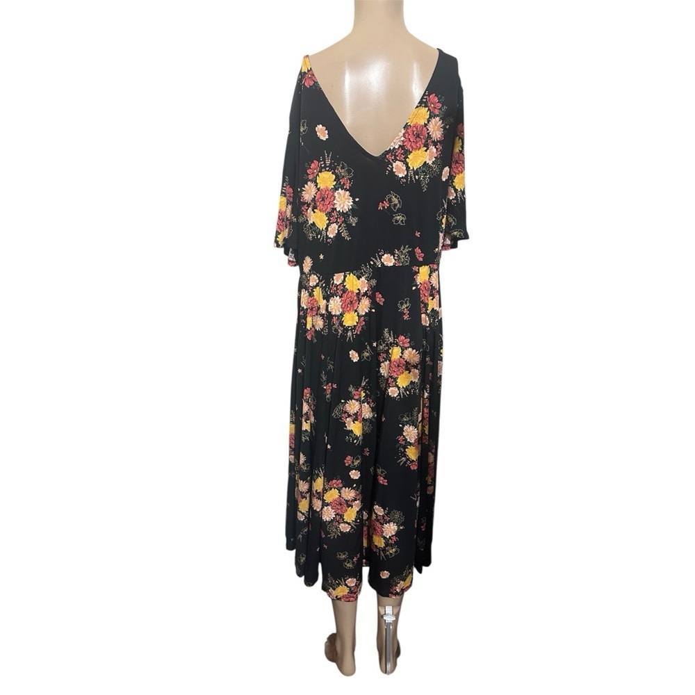Torrid Black Floral Midi Dress - Picture 3 of 6